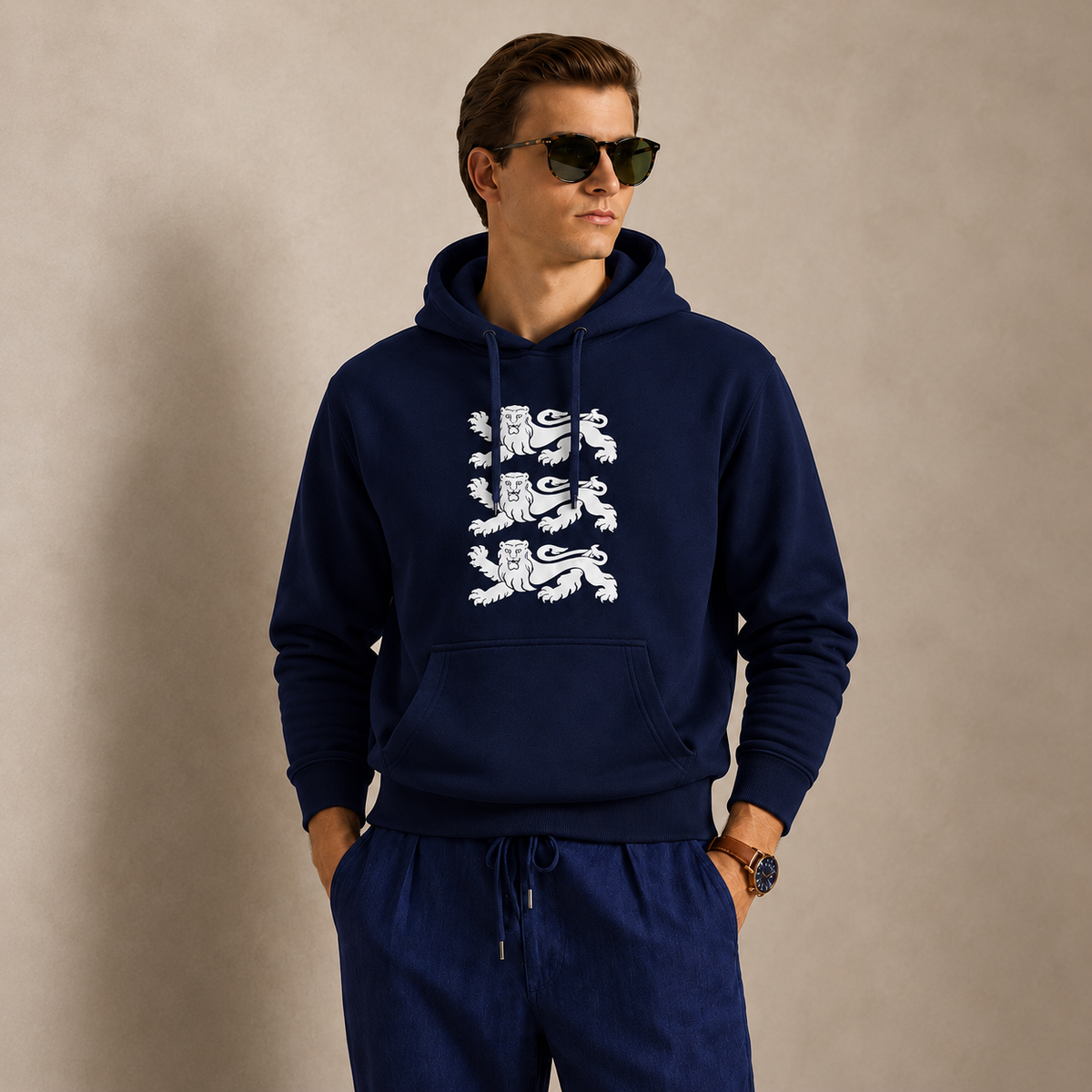 Unisex džemperis su gobtuvu